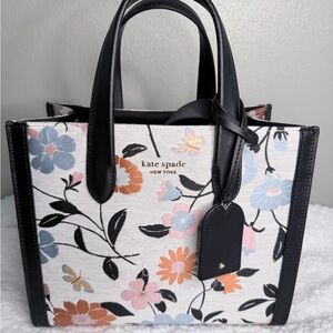 Kate Spade New York Manhattan Small Floral Garden Jacquard Tote